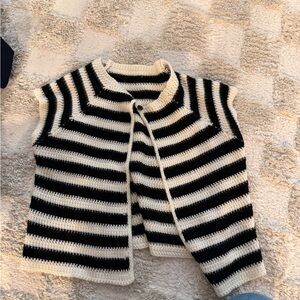 SHEIN Monochrome Striped Sleeveless Cardigan